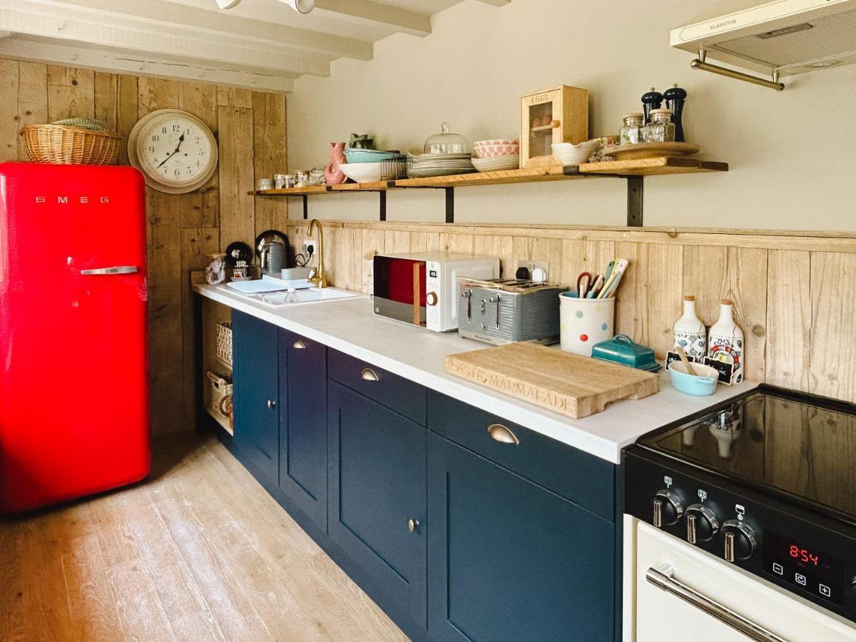 Bed and Breakfast Wellies & Waves Kingsbridge  Exterior foto
