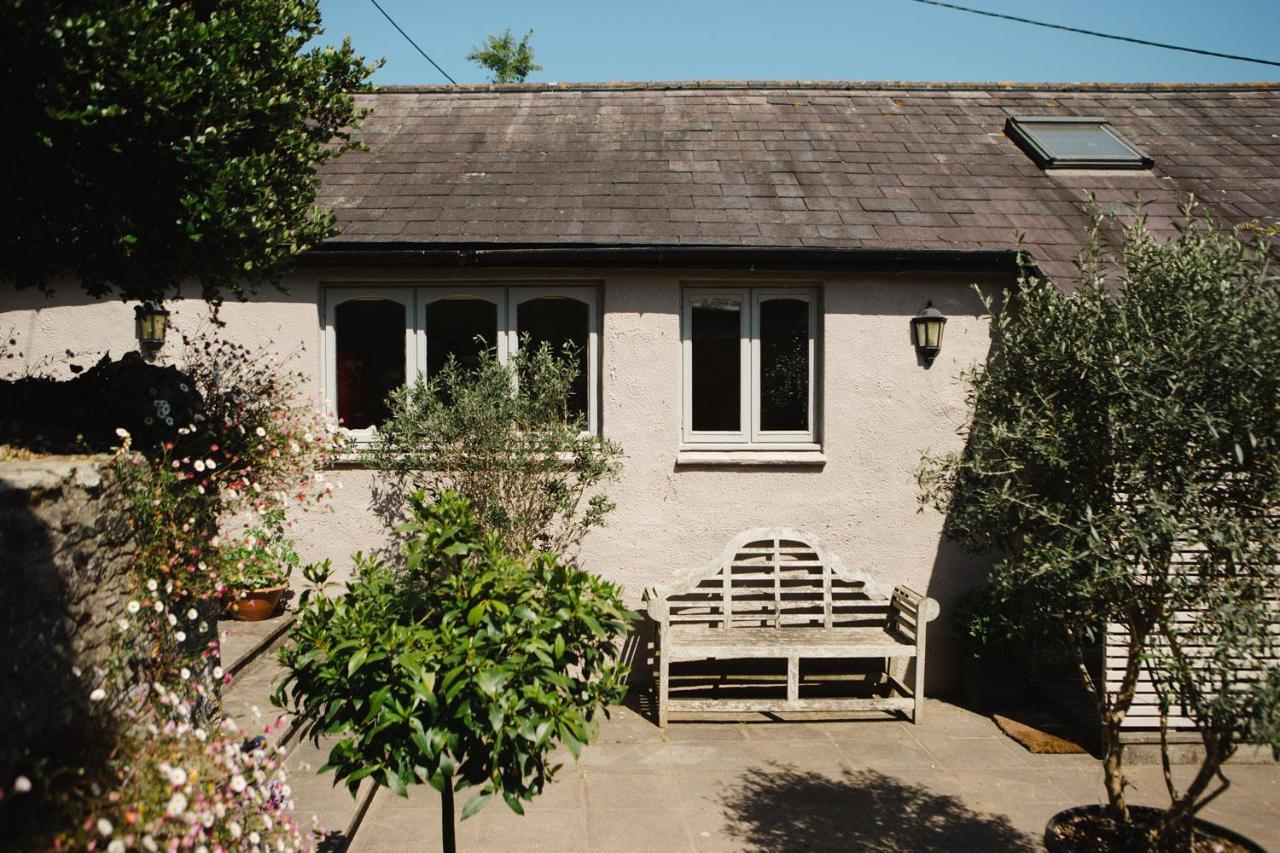 Bed and Breakfast Wellies & Waves Kingsbridge  Exterior foto
